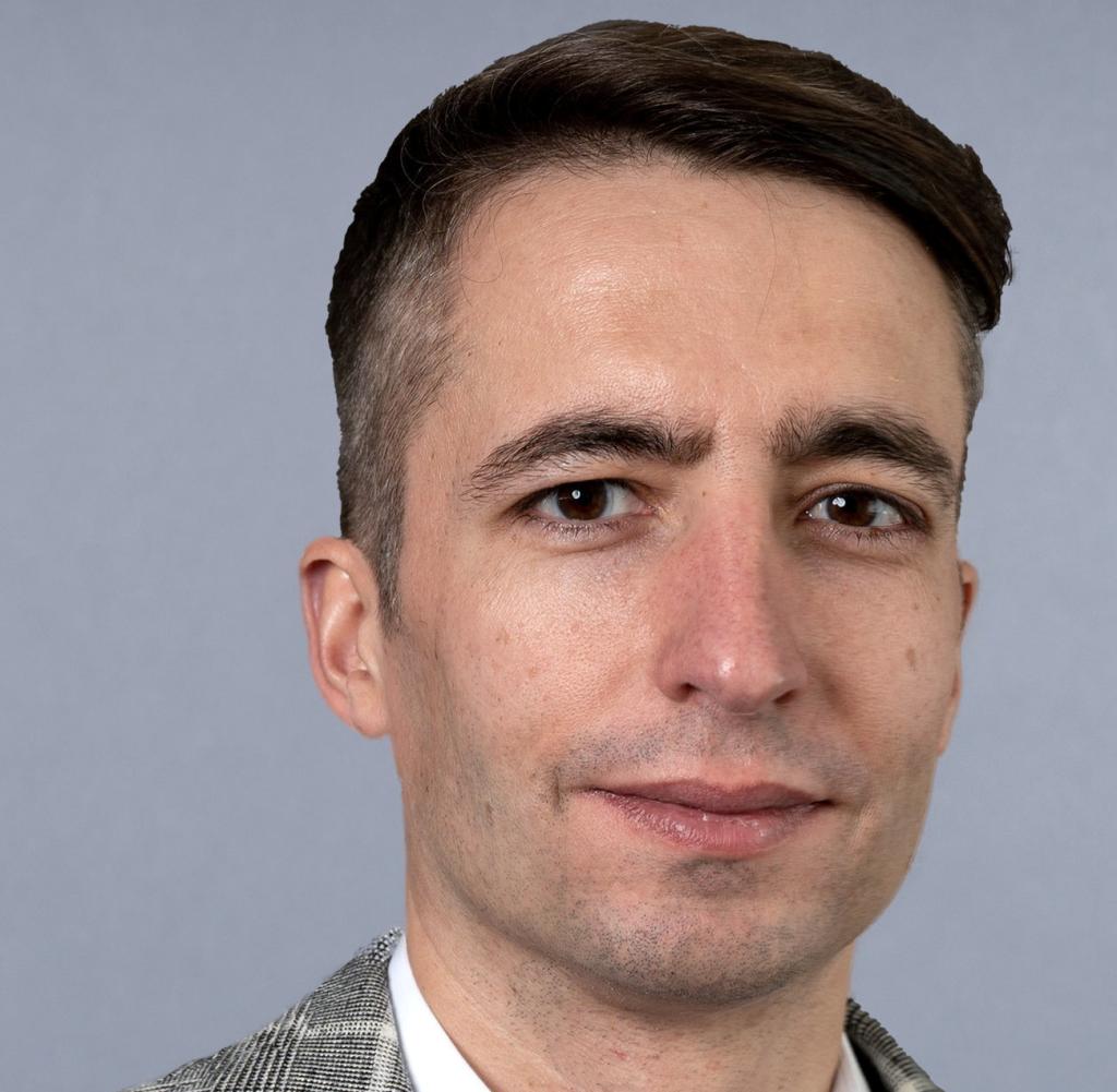 Christopher Kapalchinsky