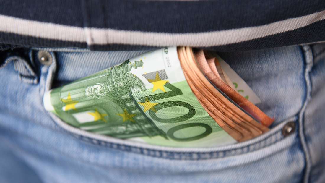 Banconote.  Il nostro rapporto sugli stipendi del 2022 mostra dove attualmente hai le migliori possibilità di guadagnare un buon stipendio.