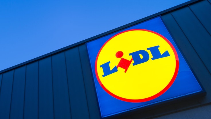 Nestlé ha smesso di vendere acqua Vittel al discount Lidl.  La nostra immagine icona mostra il logo Lidl.