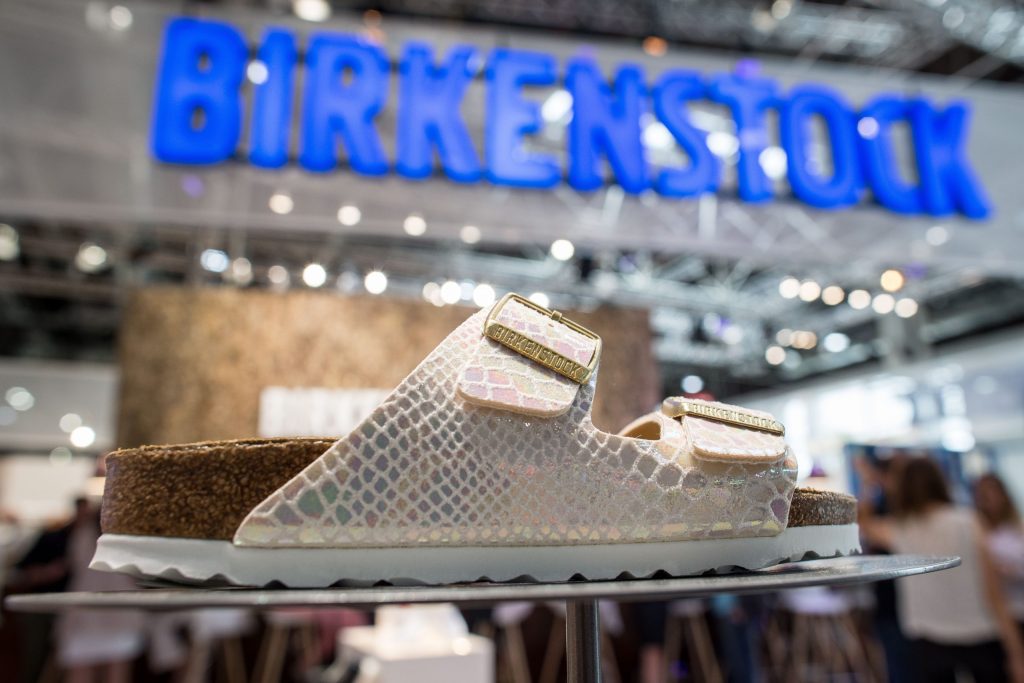 Ein Schuh des Herstellers Birkenstock. (Symbolbild)