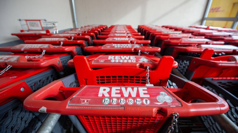 La filiale Rewe introduce un servizio nuovo di zecca: è così che i clienti risparmiano tempo