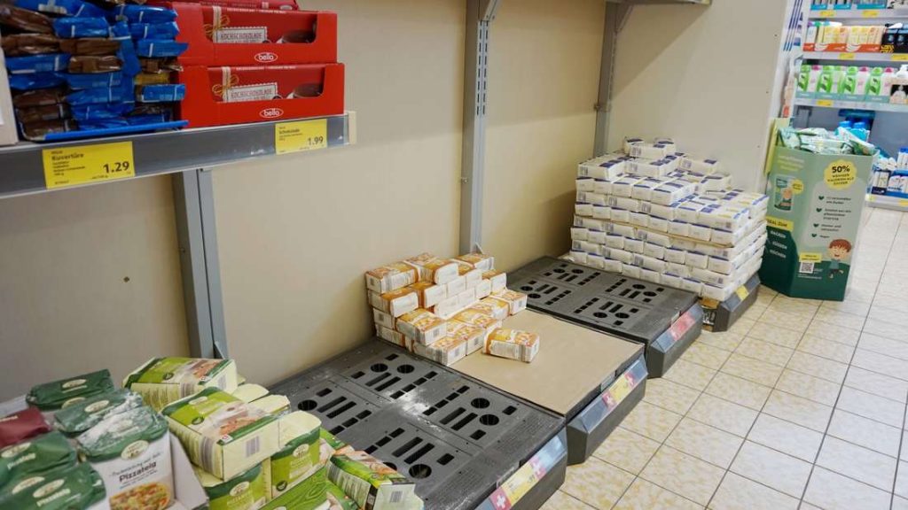 Acquista farina di criceto ad Aldi Süd.  Ora il gigante degli sconti sta alzando di nuovo i prezzi.