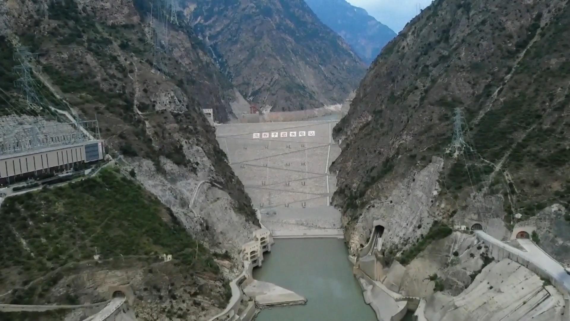 La Cina geme nella peggiore temperatura degli ultimi 60 anni a causa delle dighe vuote