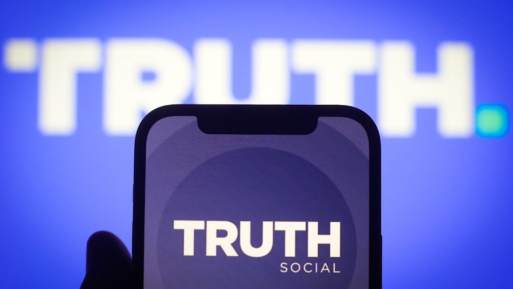 Autorità di vigilanza indaga: l'IPO "Truth Social" di Trump rischia di esplodere