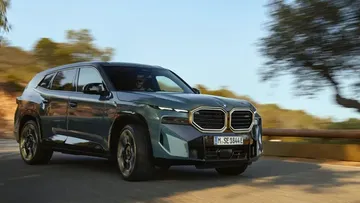2,8 tonnellate pesanti: BMW presenta il nuovo XM.