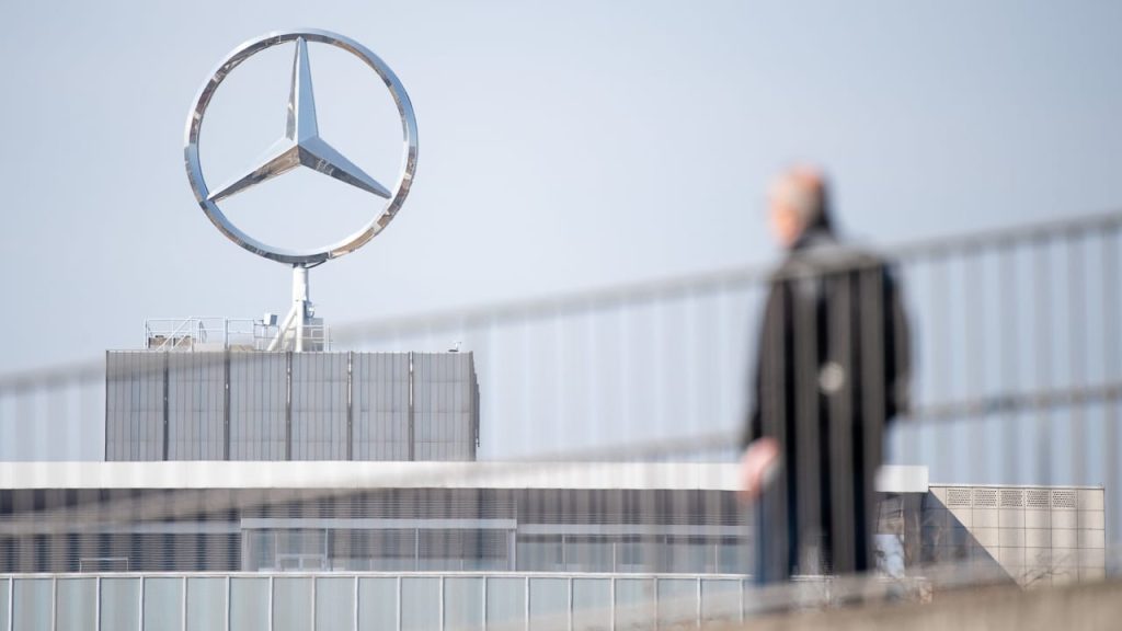 Stoccarda: critiche ai piani aziendali brevi di una Mercedes regionale