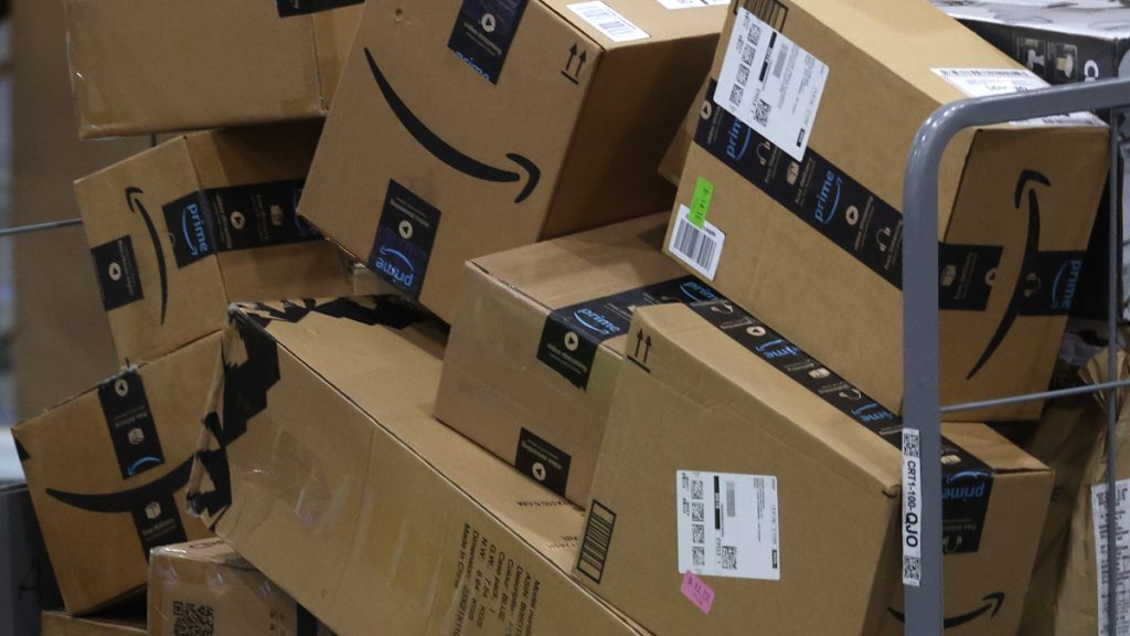Shopping: Amazon fornisce informazioni sui prodotti restituiti di frequente