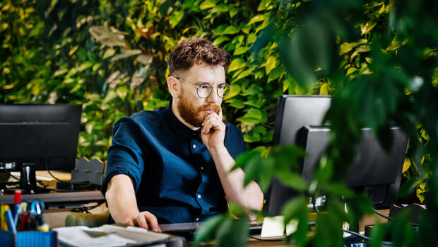 C’è una carenza di tali esperti in Germania, nonostante gli alti stipendi