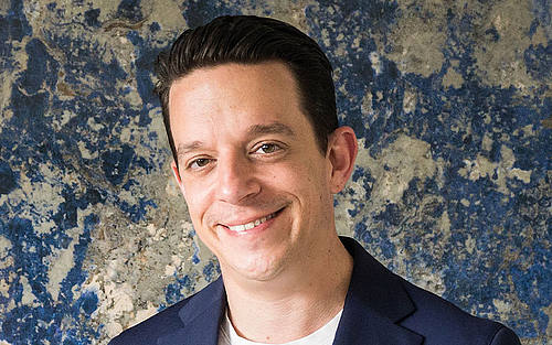 “La legge attualmente tiene molte aziende in difficoltà”.