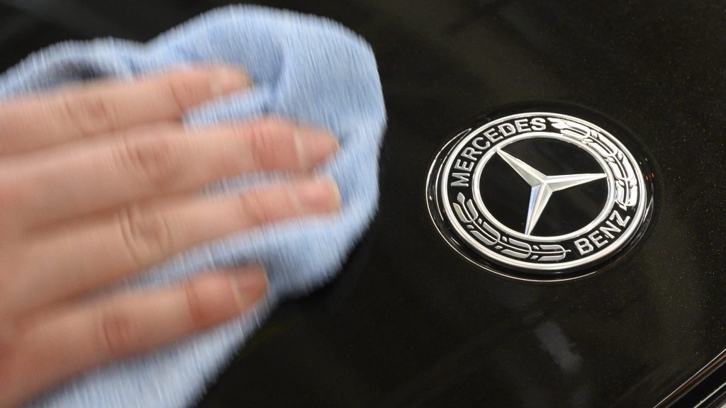 Enorme richiamo alla Mercedes: i modelli famosi ora devono andare urgentemente in officina