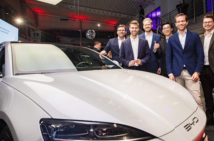 Alternativa economica?  Il produttore cinese di auto elettriche ora vende anche a Bielefeld