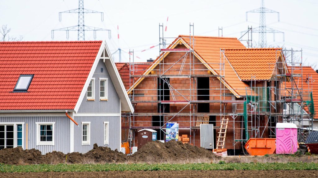 Ecco come i costruttori di case possono ora ottenere prestiti a basso costo