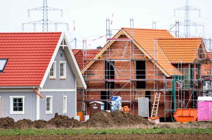 Ecco come i costruttori di case possono ora ottenere prestiti a basso costo