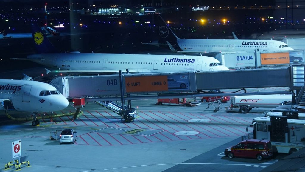 Aeroporto di Amburgo: alcuni voli cancellati anche dopo la fine dello sciopero Lufthansa  NDR.de - Notizie