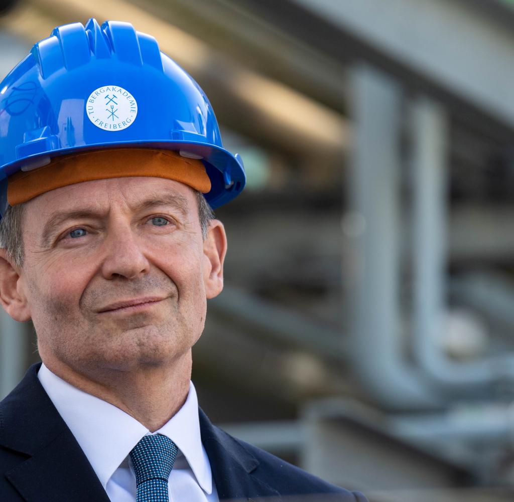 Il ministro federale dei trasporti Volker Wessing (FDP) è uno dei sostenitori dell’idea dell’e-fuel