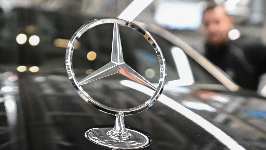 Umore di crisi in Mercedes: timori di chiusura di stabilimenti presso la casa automobilistica