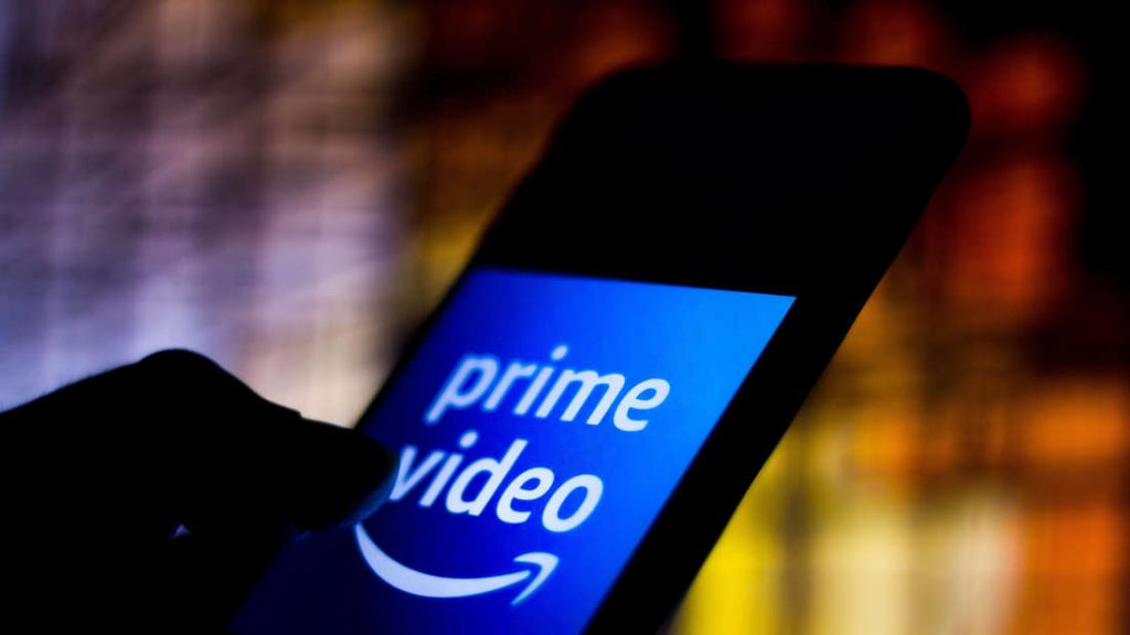 Amazon limita l’abbonamento a Prime Video: gli utenti devono pagare un extra